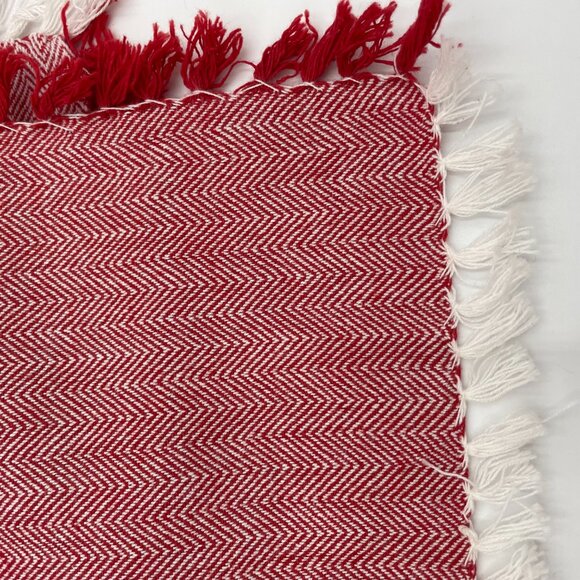 6 Cloth Napkins Fringe‎ Herringbone Pattern Red White Picnic Christmas Holiday - Picture 7 of 16